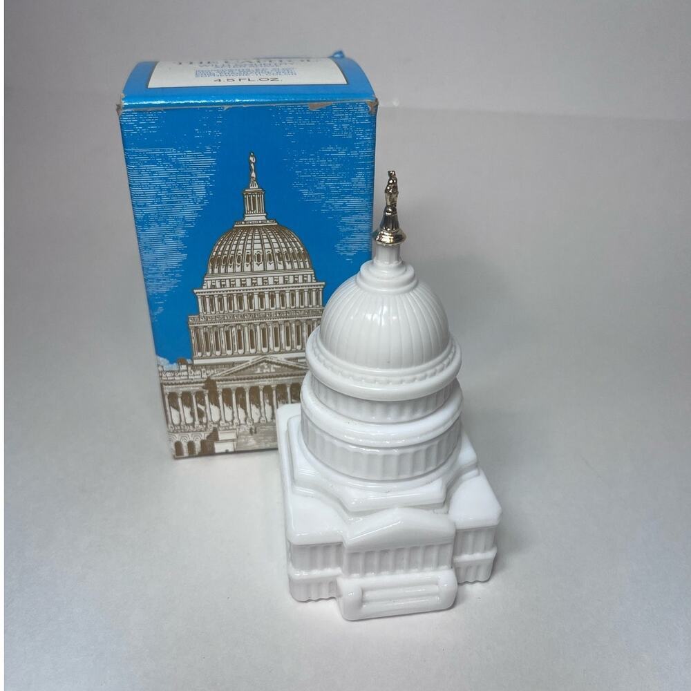 Avon Vintage USA The Capitol Milk Glass Perfume Bottle in Original Box